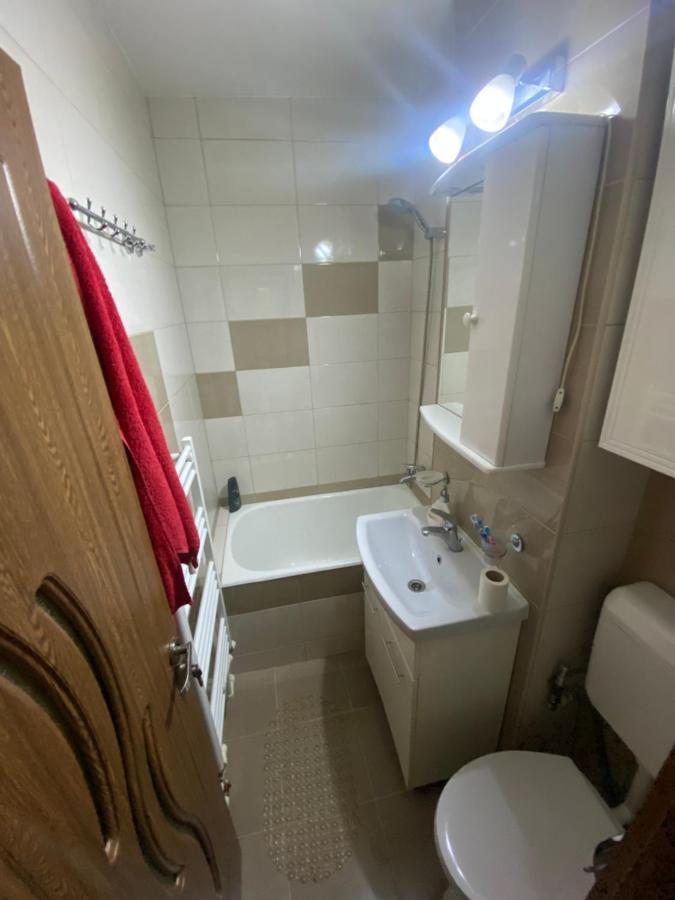Apartament Regim Hotelier Ντέβα Εξωτερικό φωτογραφία